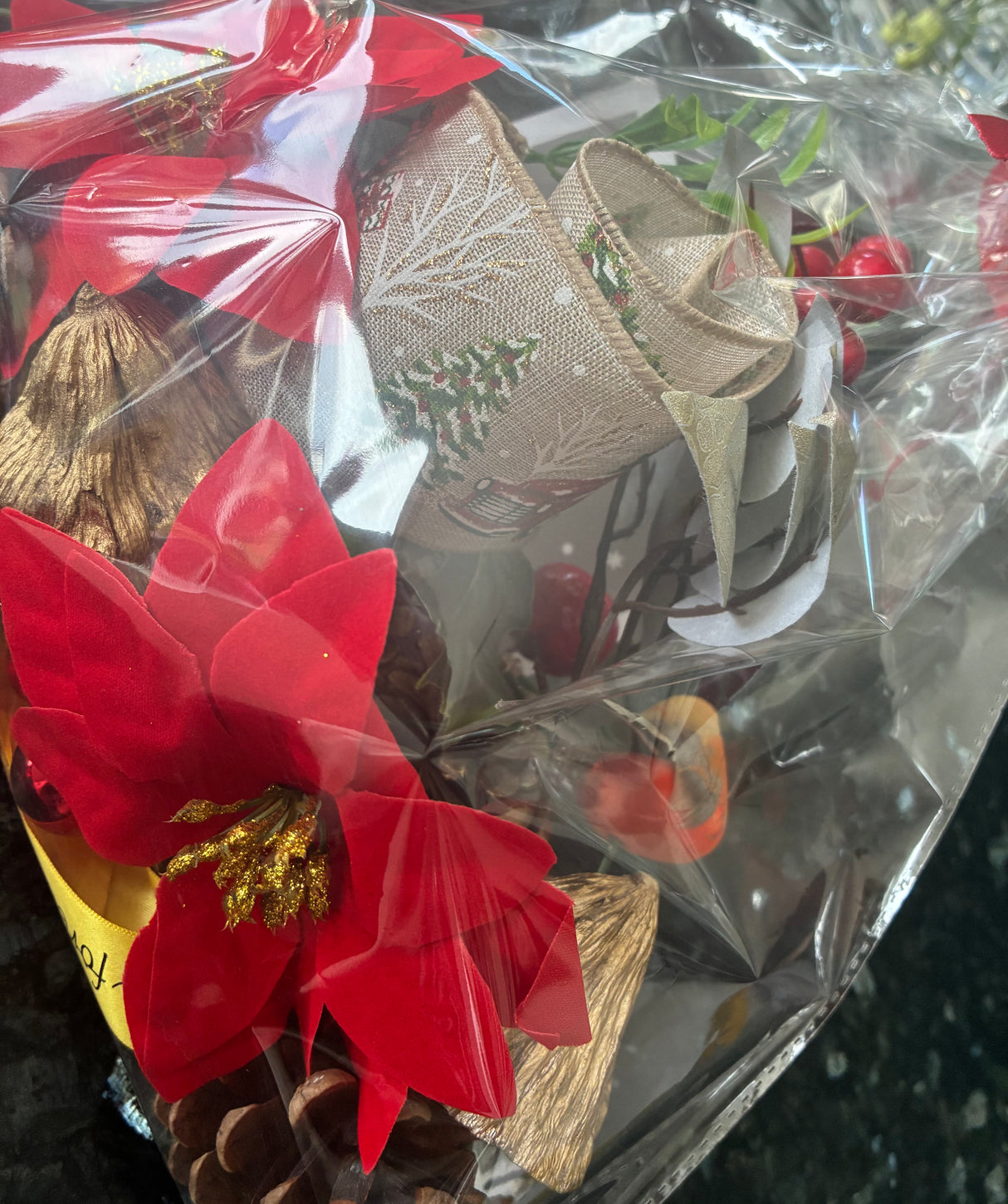 14" Real Fir Christmas Wreath - Plain or with Decorating Kit