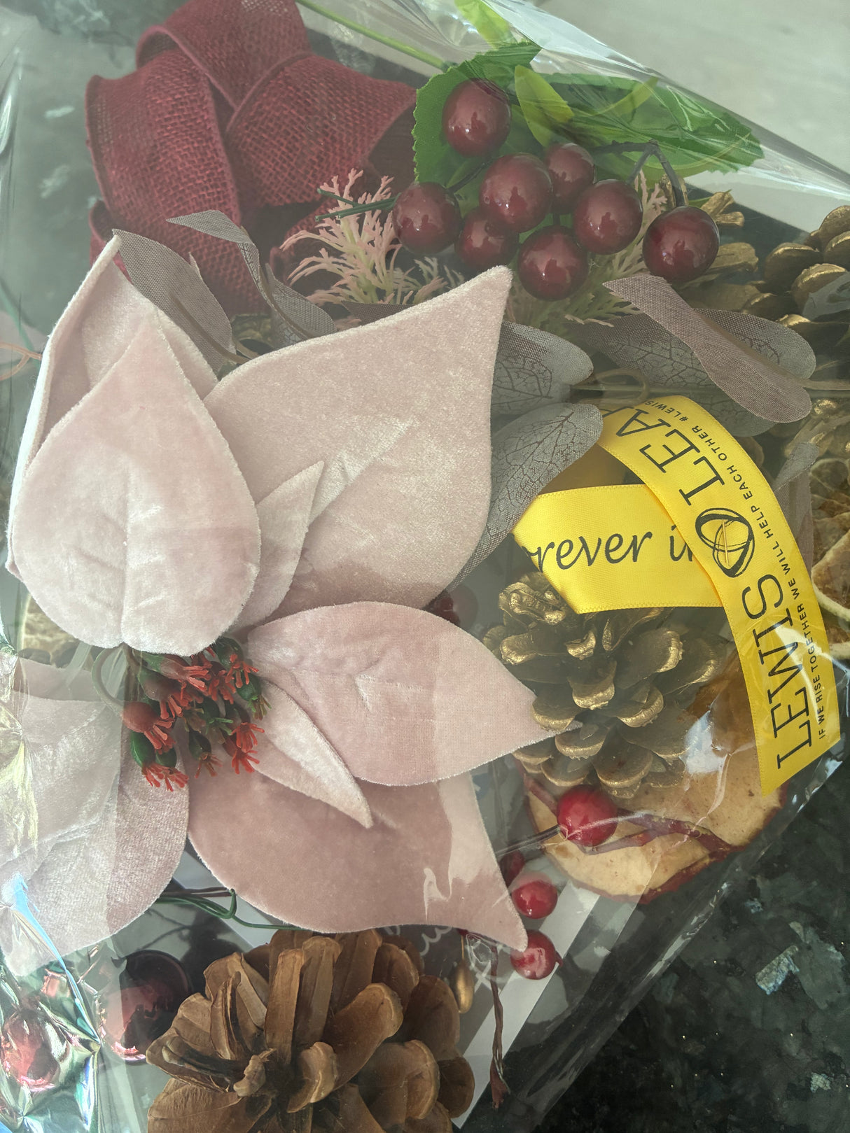 14" Real Fir Christmas Wreath - Plain or with Decorating Kit